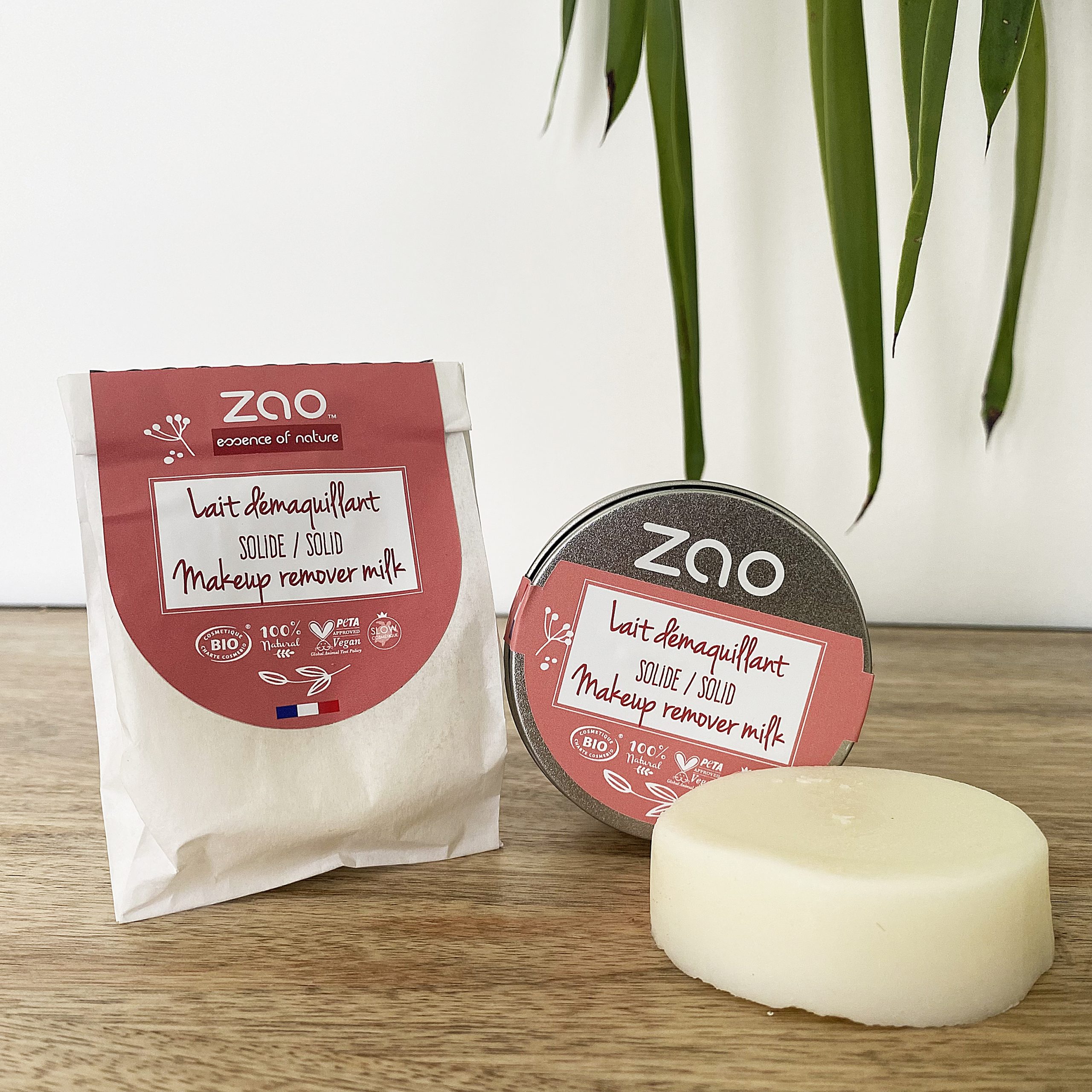 Lait démaquillant solide rechargeable